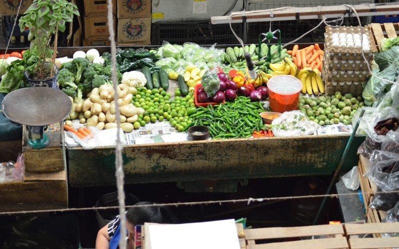 food, vegetables, market, kitchen, organic, tomato, healthy, vegetarian, eat, supermarket, fresh